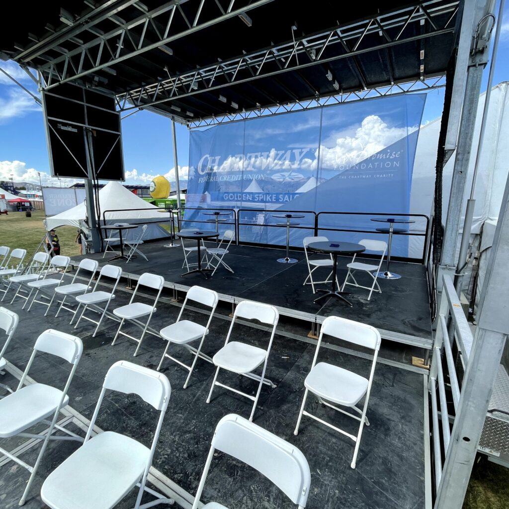 Zone elevated seating